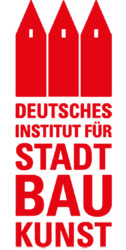 Zur 8. Konferenz wurde eine Ausstellung mit Projekten städtischer Wohnhäuser konzipiert. Die Projekte sind dort in Kürze zu sehen.