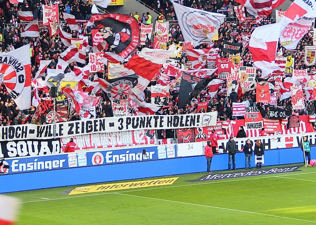 1737_AT_cc_Fans