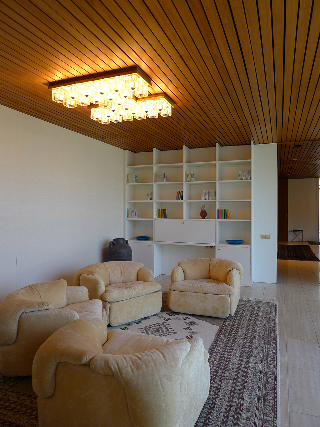 Das private Wohnzimmer der Kohls im Bonner Kanzlerbungalow (Bild: Ursula Baus)