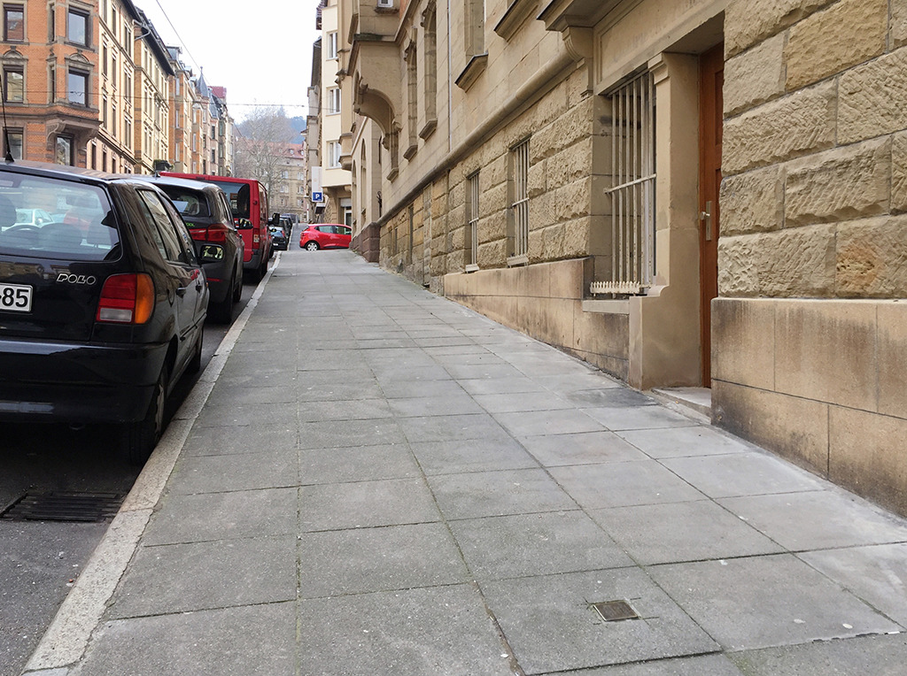 Stolperstein im Stuttgarter Heusteigsviertel (Bild: Wilfried Dechau)