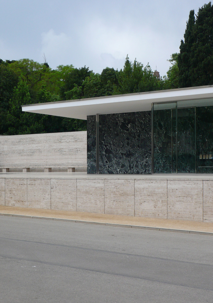 1907_AT_ch_Mies_BarcelonaP