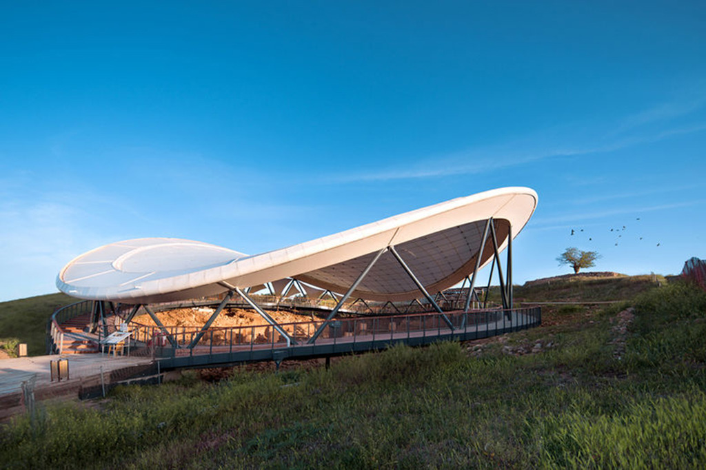 EiSat Ingenieure, Berlin, mit kleyer.koblitz.letzel.freivogel Architekten, Berlin, wurden mit dem Preis ausgezeichnet – für die Überdachung einer Ausgrabungsstätte im türkischen Göbekli Tepe (Bild: © Doğuş Group)