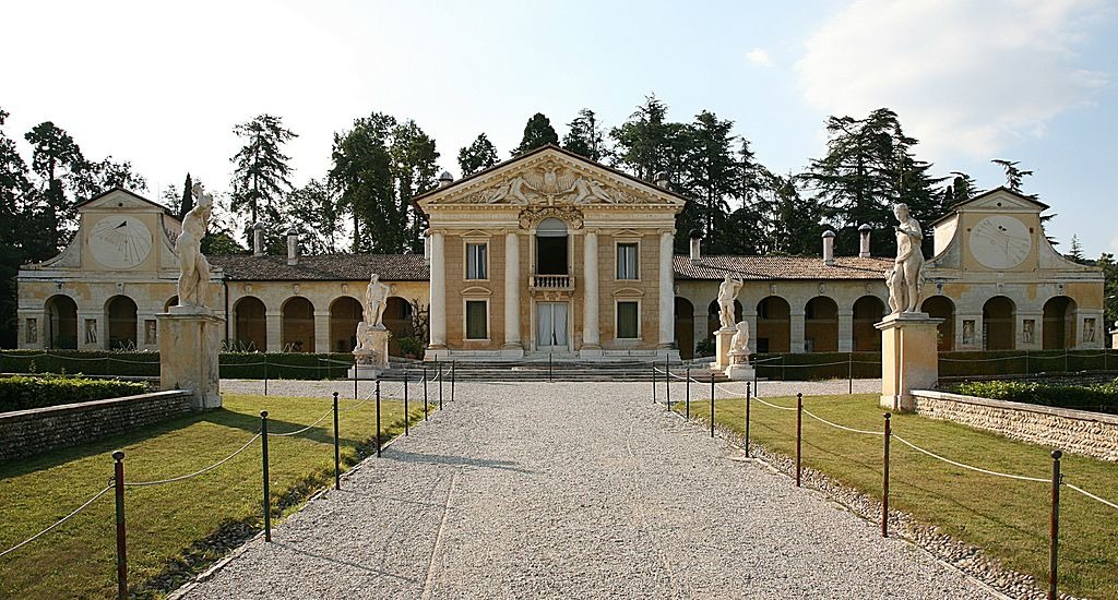 2003_AT_wikimedia_Barbaro