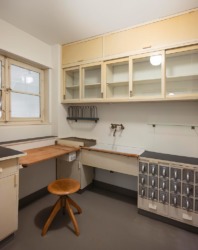 Eine in Stuttgart erworbene "Frankfurter Küche" ist Teil der aktuellen Ausstellung (© Vitra Design Museum, Foto: Ludger Paffrath)