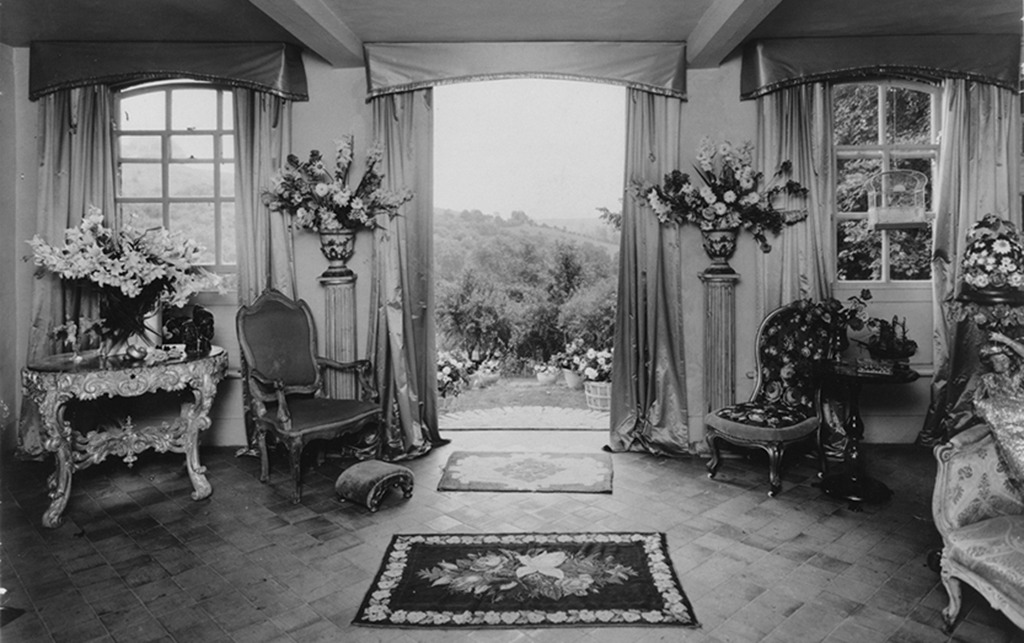 Cecil Beaton, Salon in Ashcombe, Wiltshire, 1930-1945, Foto: 1932 (© The Cecil Beaton Studio Archive at Sotheby's, mit freundlicher Genehmigung von Andrew Ginger)