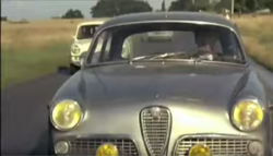 Auch eine Liaison: Architekt und Auto. Piccoli fährt 1970 den Alfa Romeo Giulietta Sprint von 1959 (Bild: siehe Anmerkung 2)
