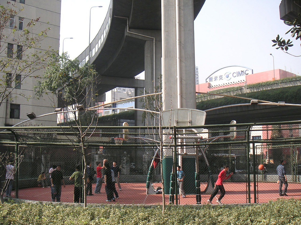 2039_SL_JSG_SportStraße