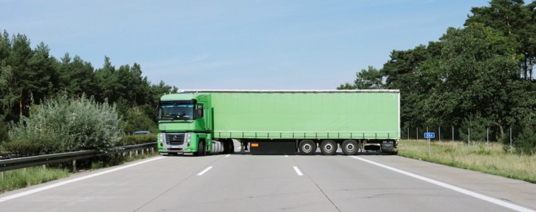 2042_FE_brueggemann_Autobahn