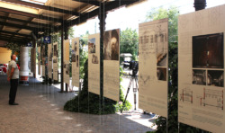 Ausstellung zu Bauten von Theodor Fischer bis Dezember 2020 im Bahnhof Meran (Bild: Andreas Gottlieb Hempel)