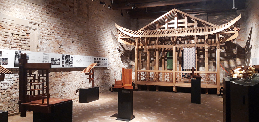 Installation im chinesischen Pavillon (Bild: Nikolaus Bernau)