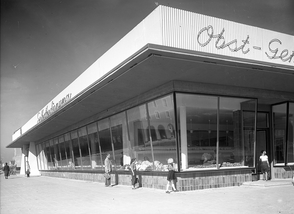 Eisenhüttenstadt, der Rauch der frühen Jahre (Bild: Postkartensammlung Maleschka)