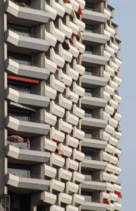 Bewohner bestätigen die hohe Wohnqualität im Collini-Wohnturm. (Bild: Wilfried Dechau, 2005)