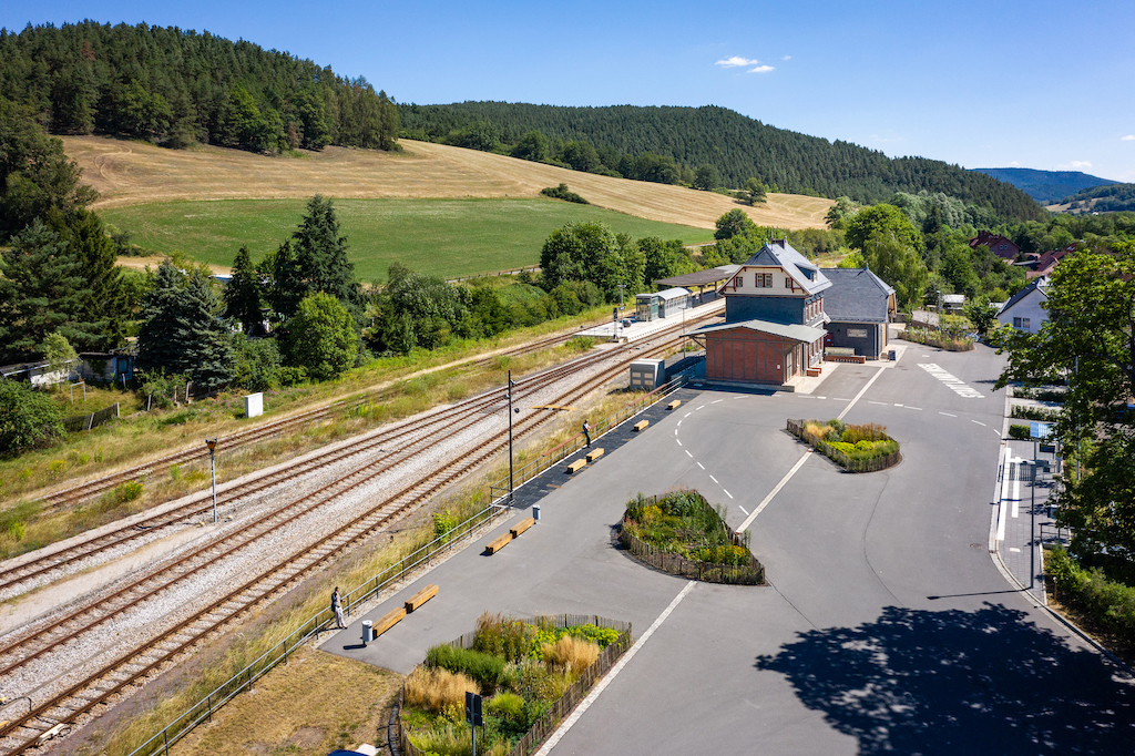 29.07.2020 Königsee-Rottenbach: Bahnhofladen im Bahnhof Rottenbach, ein Projekt der Internationalen Bauausstellung Thüringen IBA. Foto Thomas Müller