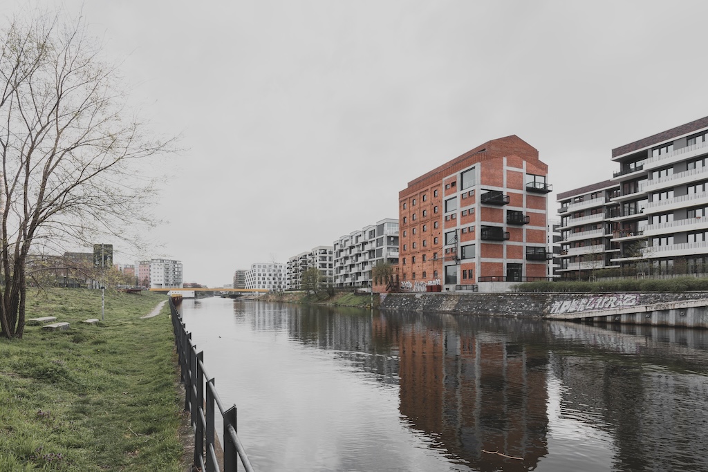 2349_AT_Spille_KVS_KOntext