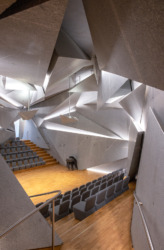 2415_Lichtenberg_Saal_6062_©wd