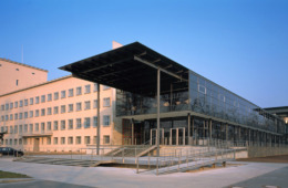 Dresden, Sächsischer Landtag, Neubau an historischem Gebäude  Architekt: Peter Kulka