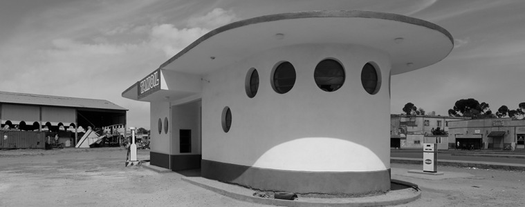 2415_FE_eritrea_asmara_k4a3115_gas_station_1937_carlo_marchi_carlo_montalbetti_2019 © Jean Molitor