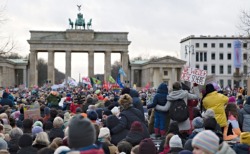 2437_VW_CC_gegenrechts