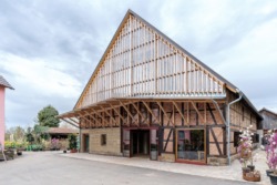 2441_AT_Stypa_Dreigiebelaussen