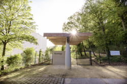2514_AT_CampusVivorum_Eingang