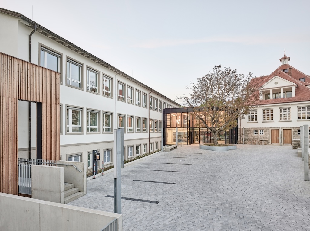 2523_AT_Bernhard_Igersheim1