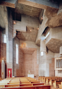 Böhm, Kirche (Abbildung aus dem besprochenen Band)