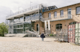 2607_AT_YizhiWang_Grundmann_aussen1