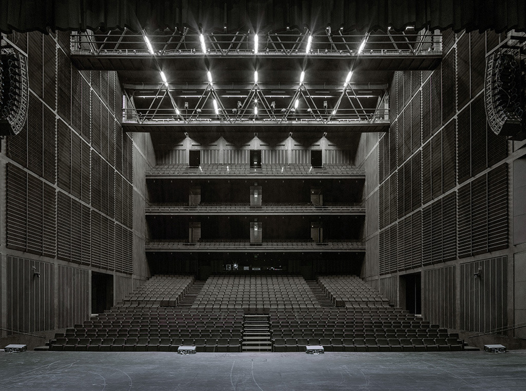 AT_2613_Radic Clarke_Teatro Regional del Bío-Bío_3_Foto Hisao Suzuki