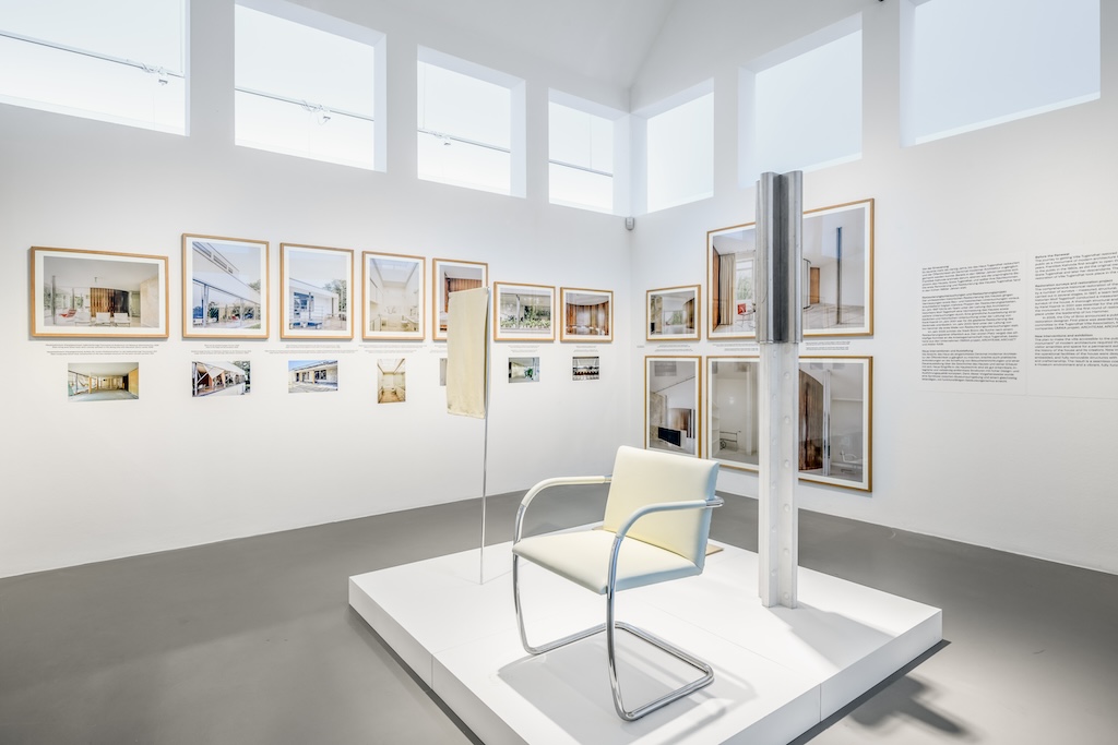 2643_KF_bernoully_moreisnow_Ausstellungsansicht