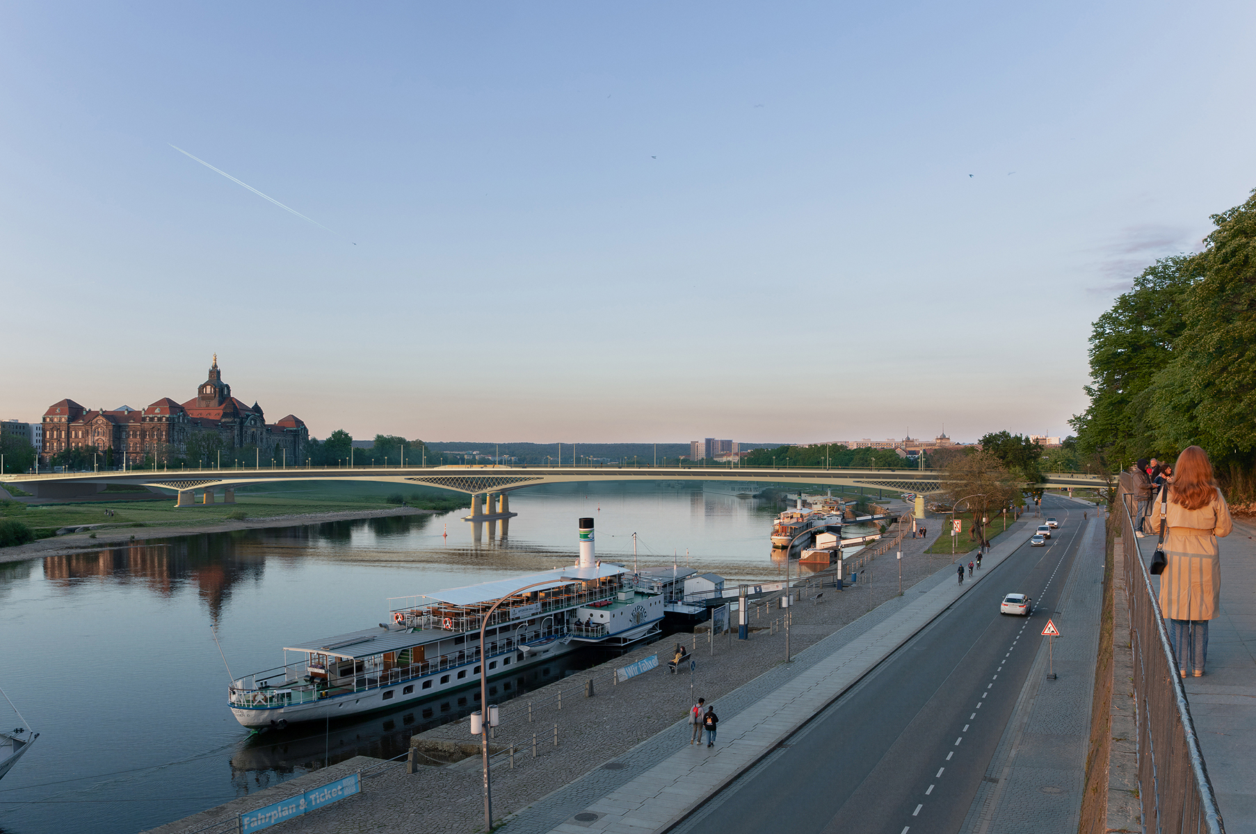 Blick aus Richtung Innenstadt auf die Brücke (© LAP / Knight Architects)